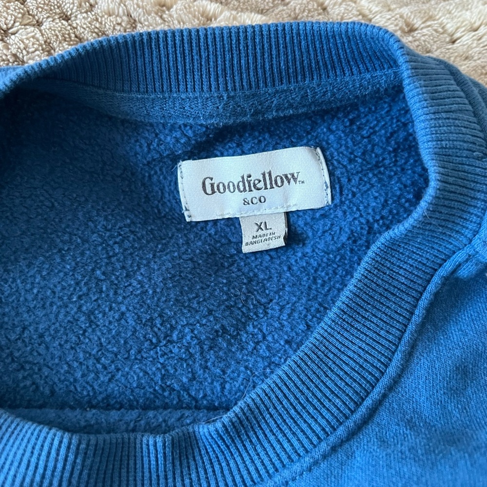 Target Goodfellow Crewneck - Picture 3 of 3